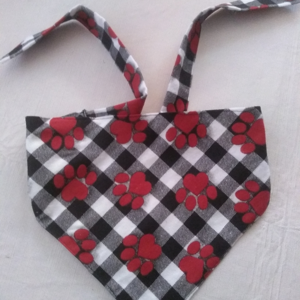 NWOT Dog bandana new xsmall to xlarge